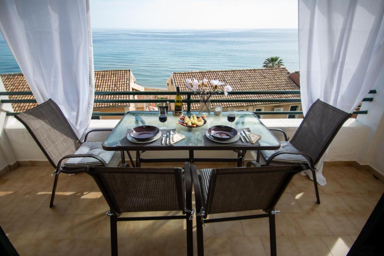 Alexandras On The Beach And Pool Apt Glyfada  Extérieur photo